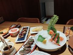 -花和海鲜自助(梅江店)