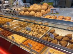 -鲍师傅糕点(青年汇店)