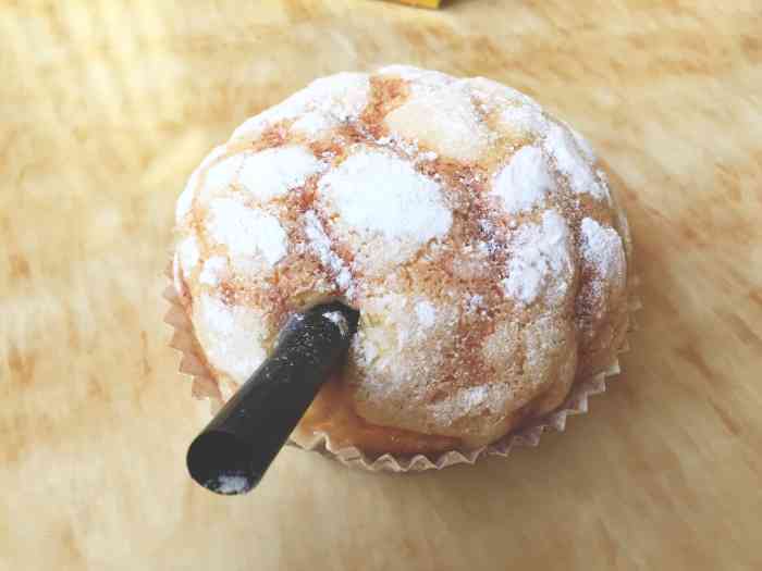 超群烘焙(华夏店)-"疫情没有结束,已经几次了,华夏店的收银员.