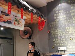 -爆炸头阿姨小四川正宗川味小吃(无任何分店)
