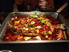 -辣尚瘾·烤鱼·新川菜(交大直营店)