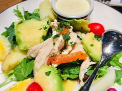 牛油果鸡肉沙拉-玛尚诺意式餐厅(日月光店)