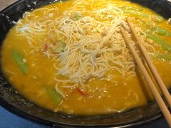 -沪小胖小龙虾(淮海中路旗舰店)