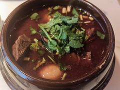 -亚伟瓦罐面美食城(淇县总店)