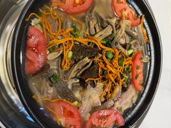 -乡土特色.冷锅鱼.牦牛肉汤锅