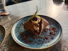 -Hi City·城市之巅