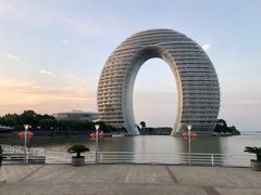 -湖州太湖旅游度假区-月亮广场