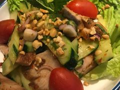 炭烤猪颈肉沙拉-美奈小馆·越南料理(中航城君尚购物中心店)