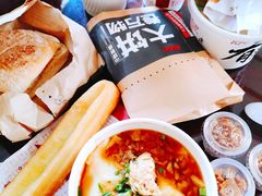 拿铁咖啡装-肯德基(中纬店)