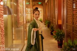 点击看大图 -盘子女人坊古装写真摄影(南京总店)