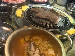 -哈哈碳都·牛肋条无限自助烤肉(台江万达店)