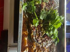 -老街烧烤大排档·地道湖北菜·龙虾馆(汉口火车站店)