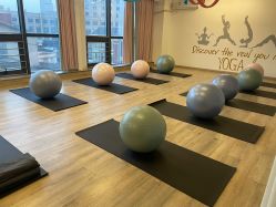 点击看大图 -静待花开瑜伽尊巴会馆