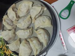 -一口猪海鲜浑锅·东北家常菜