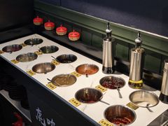 -鹿鸣山草本茶香火锅(园西路店)