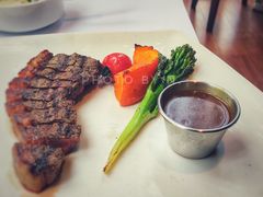 安格斯牛西冷牛排-乐意坊Alla Torre意大利手工披萨(陆家嘴旗舰店)