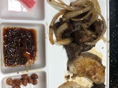 -利昂法式铁板主题餐厅(新奥购物中心店)