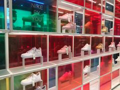 -NIKE品牌体验店(南京东路店)