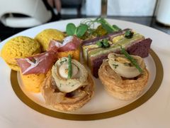 -Garden Lounge(尼依格罗香港美利酒店)