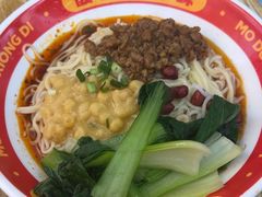 -魔都三兄弟酸辣粉·蘸卤炸串(虹桥万科店)