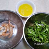 健康美味又简单的虾仁芦笋炒蛋