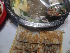 -乡土黄·鲜牛肉火锅·小龙虾(兴业街店)
