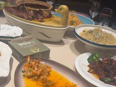 -八府香鸭·啫啫煲(华山路店)