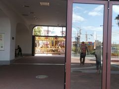 -枫叶小镇奥特莱斯