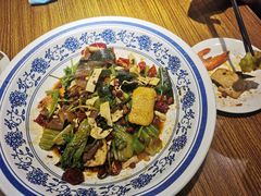 -蜀天上精专麻辣香锅(文定路店)