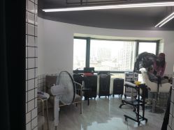 -宫铭烫发染发接发店