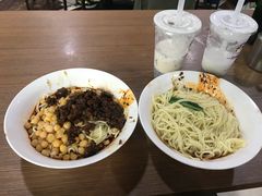 -花市豌杂面(民生路店)