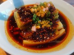 -野山舂·贵州现舂酸汤火锅(鸿通城店)