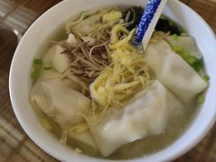 -笑来喜馄饨小笼工坊店(湖滨街店)