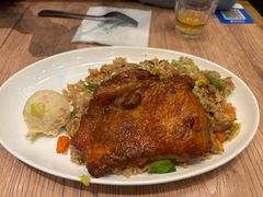-玛格萝妮比萨屋(四平店)