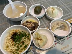 -正一涵老味道名小吃(广汉总店)