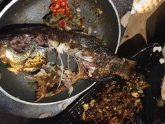 -何师烧烤·香辣蟹·川菜·30年老品牌(太古里旗舰店)