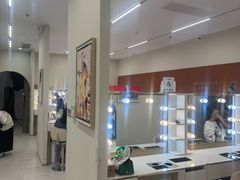 -HIMO海马体照相馆(上海华润CP静安店)