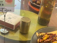 -川流不息·地道川菜·小龙虾(松东路店)