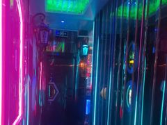 -路边边.炒菜烧烤.音乐餐厅(良乡长虹店)