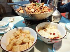 -昱龙大盆牛蛙馆(三兴街总店)