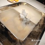 那里的螺蛳粉火锅好吃？