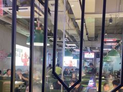 -佰人王串串香火锅(洋珠巷店)