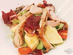 烤鸡藜麦沙拉蜂蜜芥末汁-MR.ROCKY洛奇先生RESTAURANT&BAR(宝安壹方城店)
