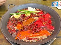 -黄潇洒老火锅(九眼桥宏济巷店)