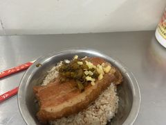 -梁阿婆廿年老牌扣肉糯米饭