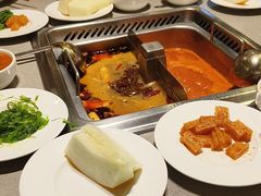 -海底捞火锅(宝龙广场夜宵主题店)