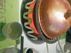 -洪氏嗨捞·广东猪肚鸡·椰子鸡火锅(西咸万象城店)