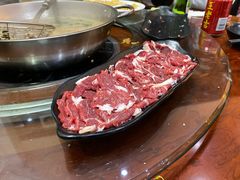 -闽粤一牛潮汕牛肉火锅