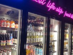 -UP嘻哈酒吧(粉巢店)