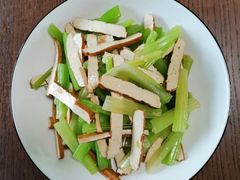 -红樱桃月嫂育婴师(徐汇总店)